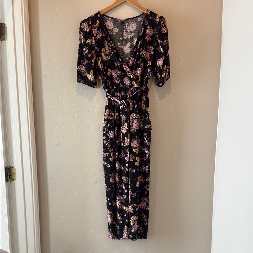 Wild Fable Black Floral Jumsuit Romper 3/4 sleeve belted Size S